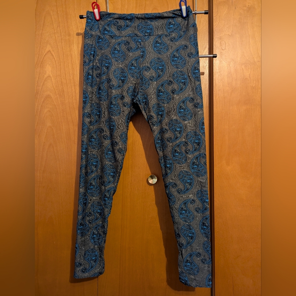 LuLaRoe TC Dark Gray Teardrop Print Leggings